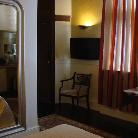 Aparthotel De Beek Anno 1410 3*