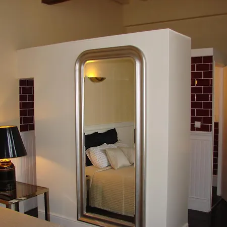 De Beek Anno 1410 Aparthotel