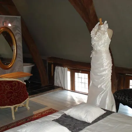 De Beek Anno 1410 Aparthotel Sint-Truiden